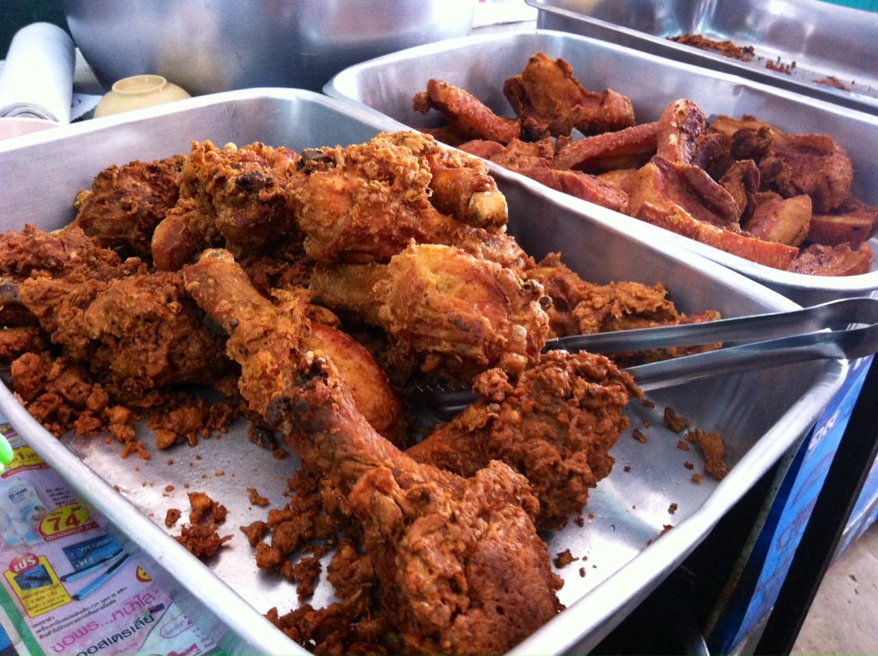 ไก่ทอด,หมูทอด,ข้าวแกงพี่วรรณ