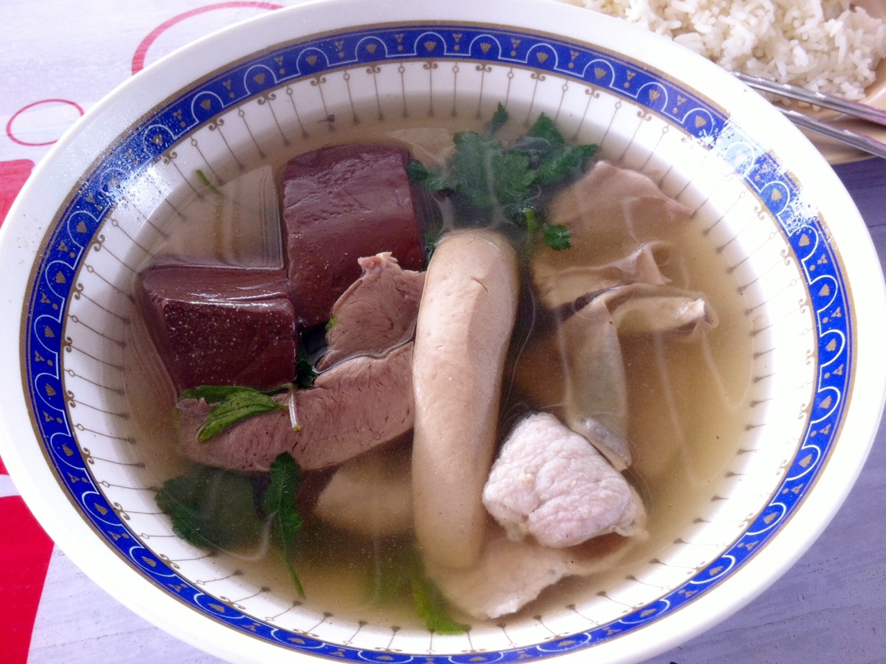 น้ำซุปใสๆ แต่รสชาติเผ็ดร้อนถึงใจ