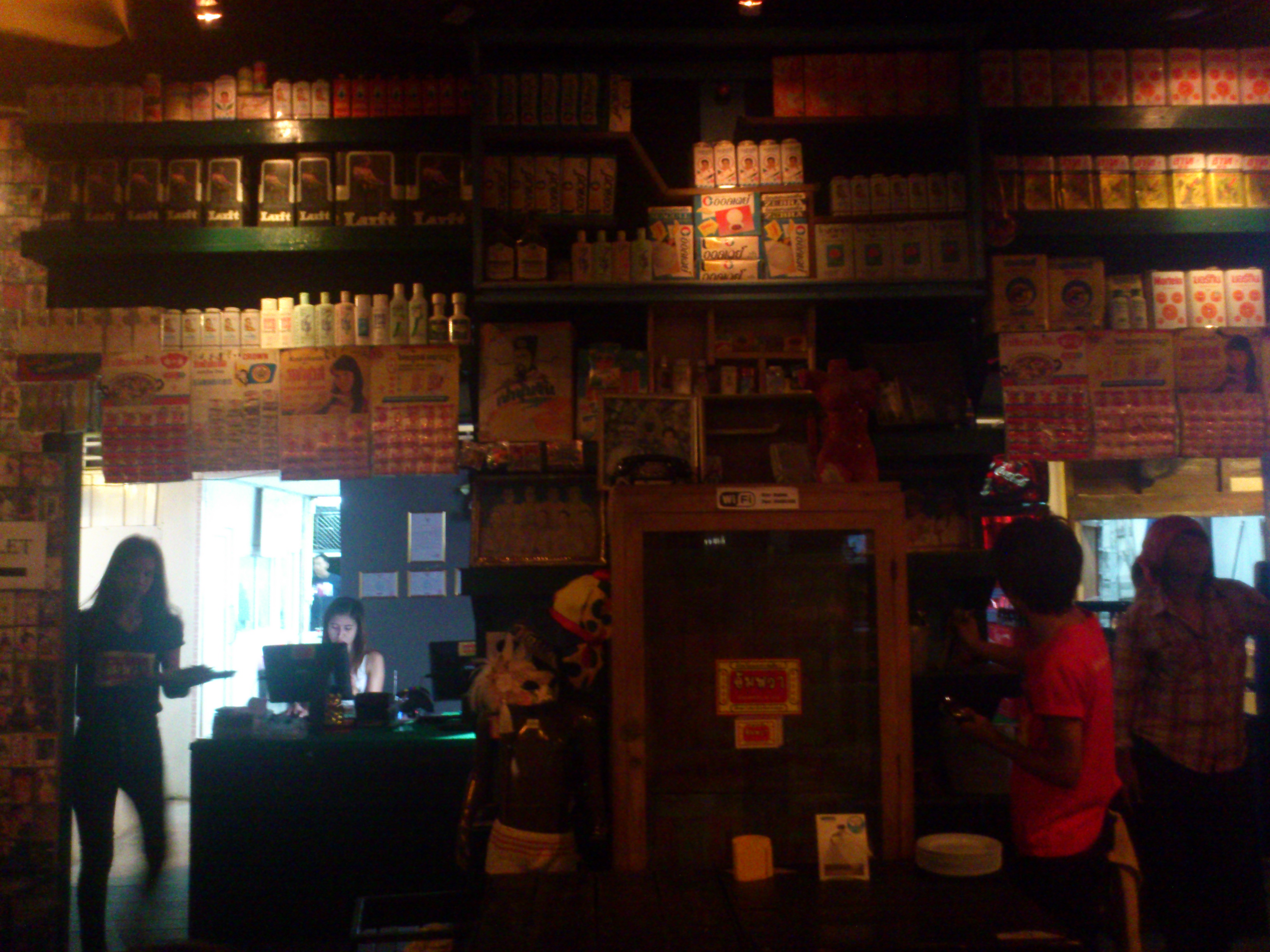 แต่งร้าน อัมพวา