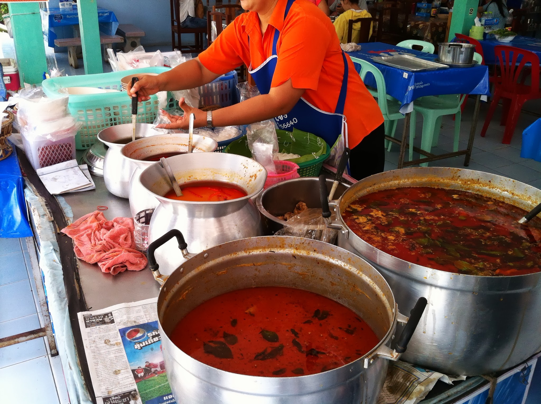 น้ำยาขนมจีนมีให้เลือกหลายรสชาติ