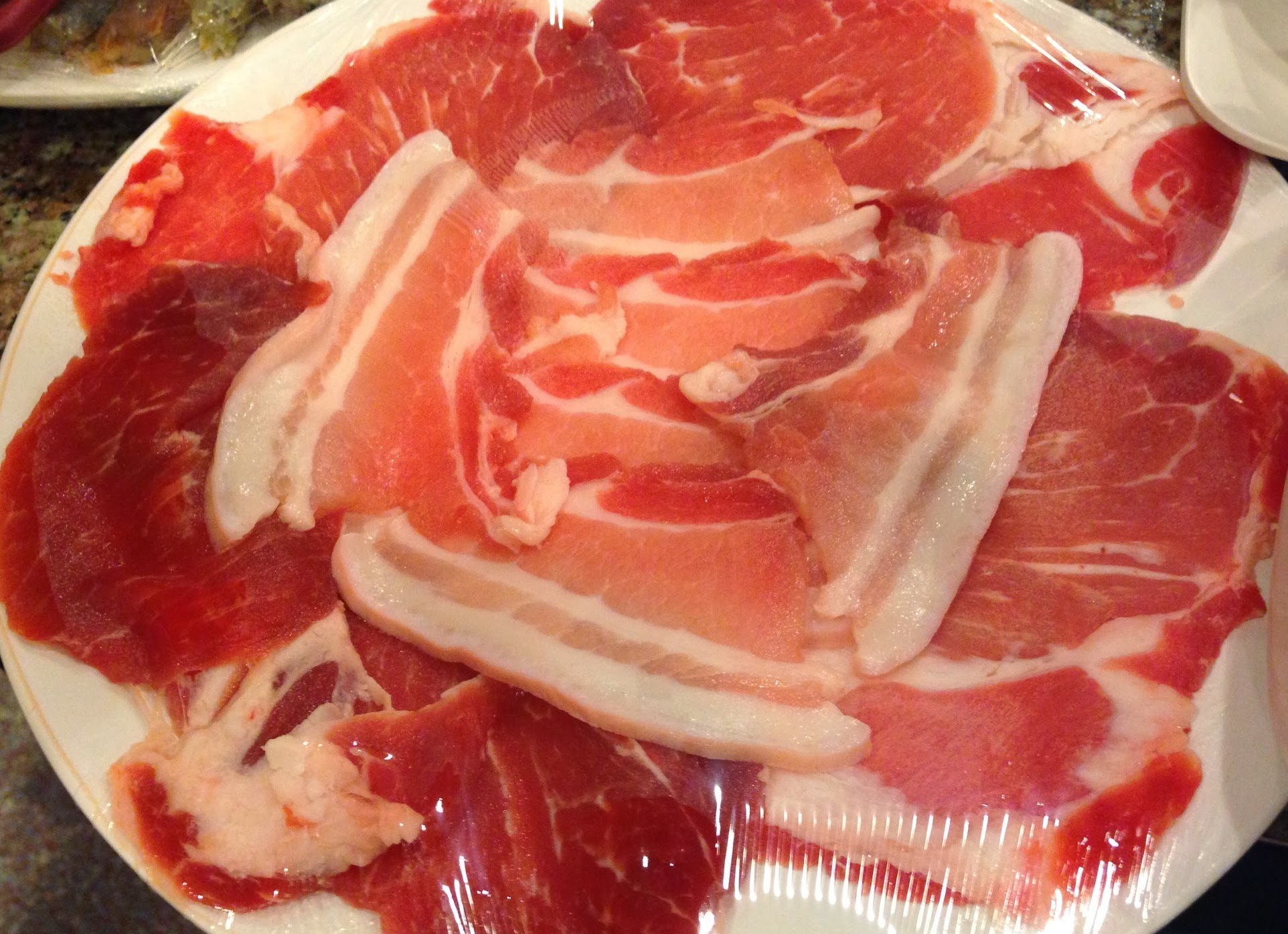 จานนี้หมูเน้นๆ